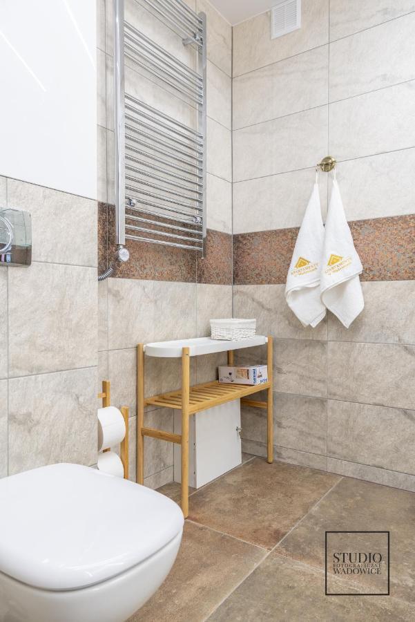 Apartament Karminowy Apartment Wadowice Bagian luar foto
