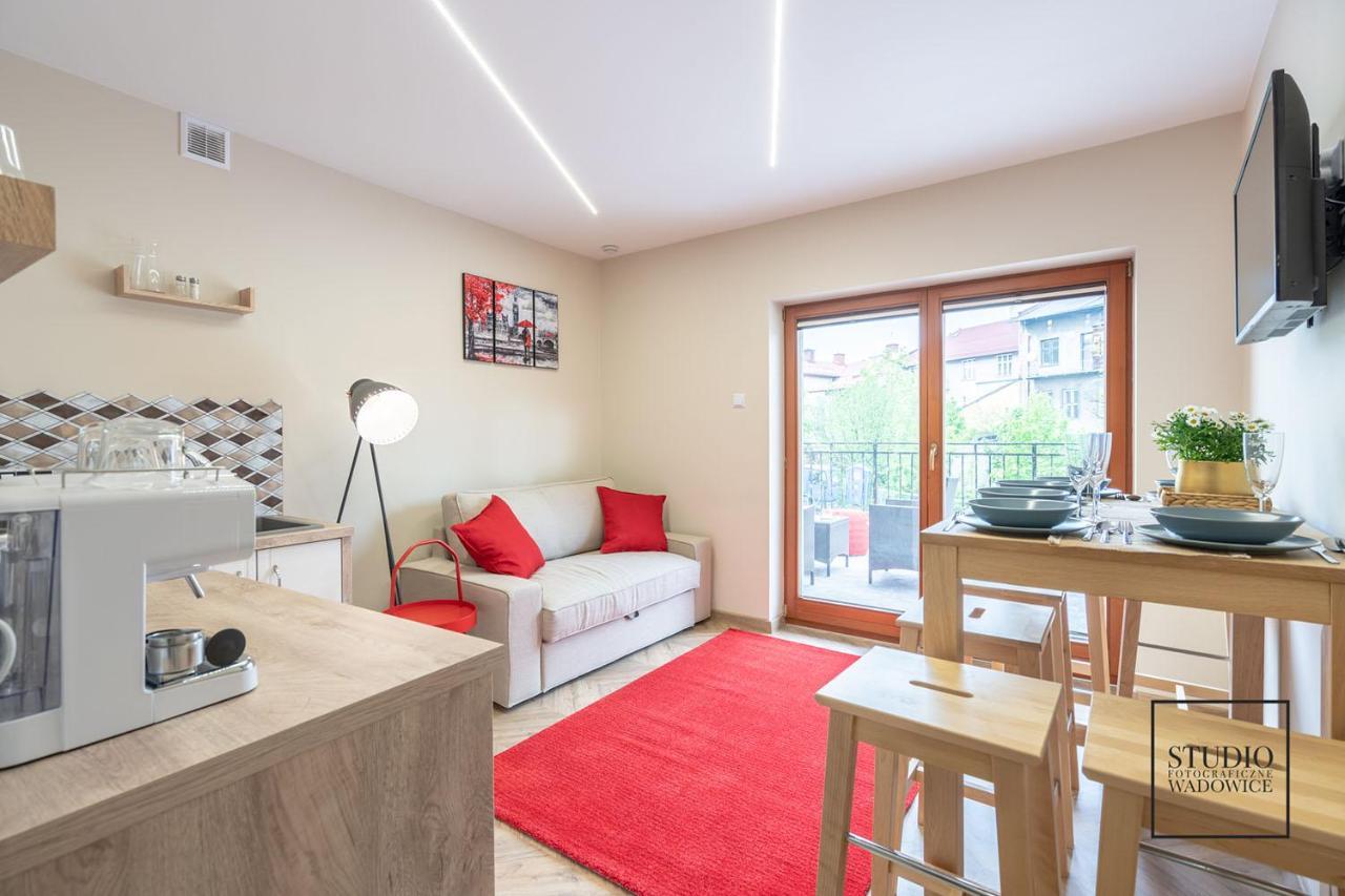 Apartament Karminowy Apartment Wadowice Bagian luar foto